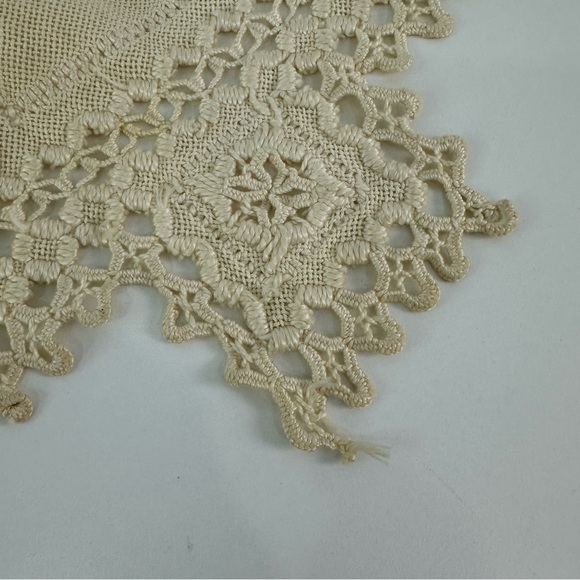 Vintage Cream Color Chic Lace Table Runner with Hardanger Embroidery - Picture 9 of 11